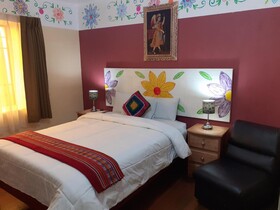 Reinbo Hostel B&B