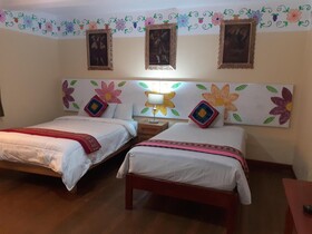 Reinbo Hostel B&B