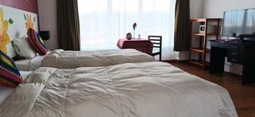 Reinbo Hostel B&B