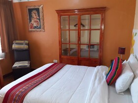 Reinbo Hostel B&B