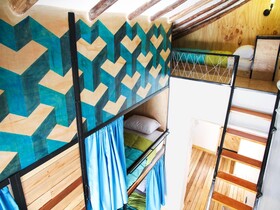 Supertramp Hostel Cusco