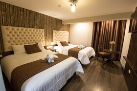 Ureta Hotel