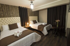 Ureta Hotel