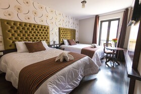 Ureta Hotel