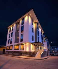 Ureta Hotel