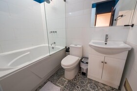 Los Esteros Hostal