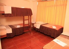 Hostal Huacachina Sunset