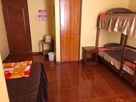 Hostal Huacachina Sunset