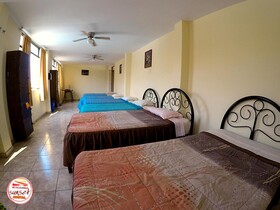 Hostal Huacachina Sunset