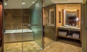 DoubleTree by Hilton Hotel Iquitos
