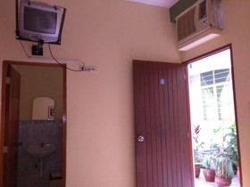 Hostal El Colibri