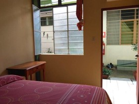 Hostal El Colibri