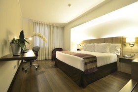 Aku Hotels