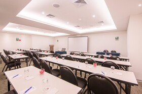 Best Western Plus Urban Larco Hotel