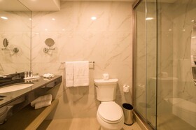 Best Western Plus Urban Larco Hotel