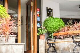 Daniel's Apart Hotel