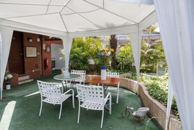 Daniel's Apart Hotel