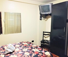 Hostal Carlos Tenaud