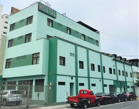 Hostal Carlos Tenaud