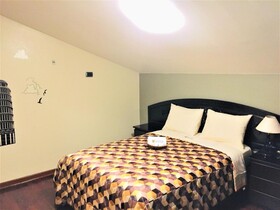 Hostal Carlos Tenaud