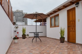 Lima White House
