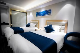 LYZ Business Hotel