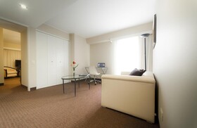 Roosevelt & Suites