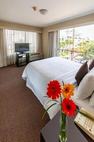 Roosevelt & Suites