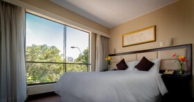 Roosevelt & Suites
