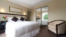 Roosevelt & Suites