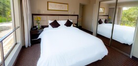 Roosevelt & Suites