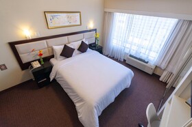 Roosevelt & Suites