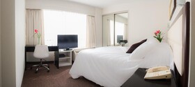 Roosevelt & Suites