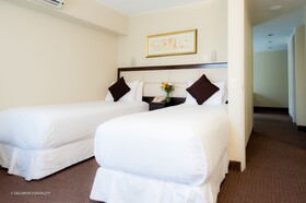 Roosevelt & Suites