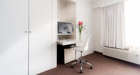 Roosevelt & Suites