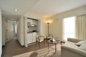 Roosevelt & Suites