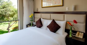 Roosevelt & Suites