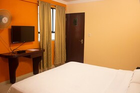 Royal Garden Hotel
