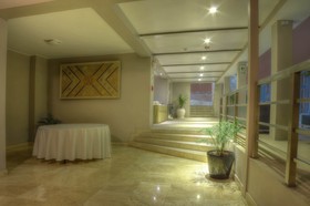 Sol de Oro Hotel & Suites