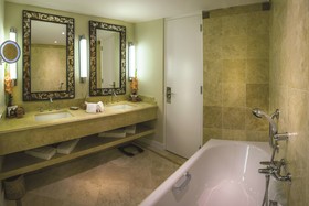Sanctuary Lodge, a Belmond Hotel
