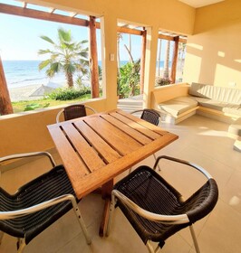 Máncora Beach Bungalows