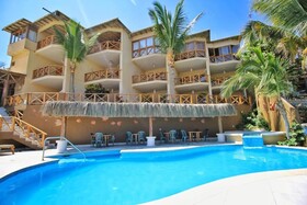 Máncora Beach Bungalows