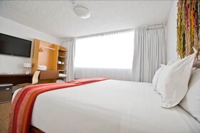 Tierra Viva Puno Plaza Hotel