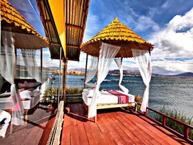 Uros Qhantany Lodge