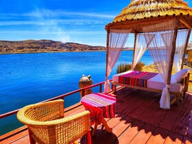 Uros Qhantany Lodge