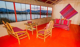 Uros Qhota Uta Lodge