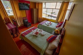 Yakumama Hotel