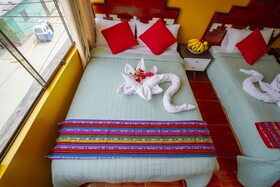 Yakumama Hotel