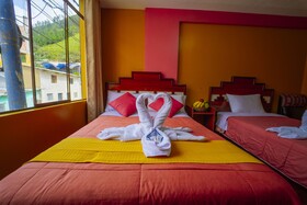 Yakumama Hotel