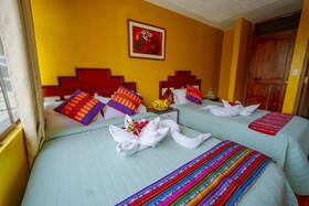 Yakumama Hotel